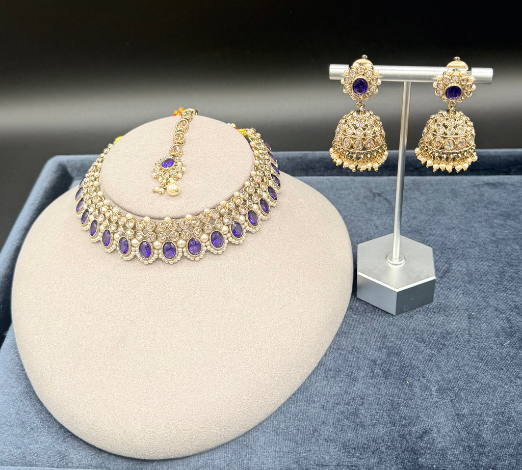 Kundan Choker Set with Jhumka Earrings